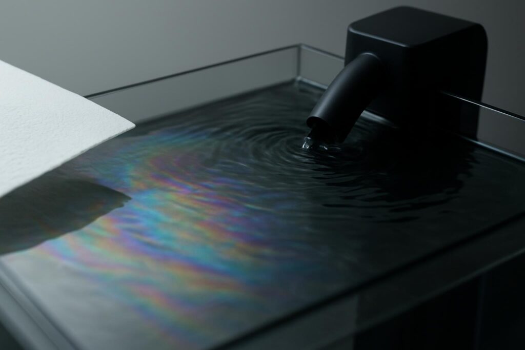 How to Reduce Surface Skim and Protein Film on Tank Water